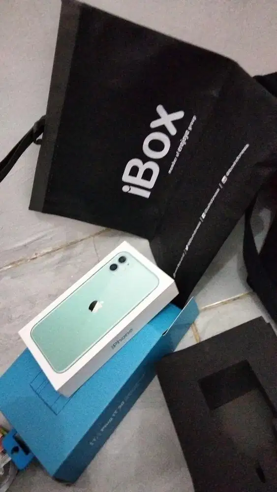 IPHONE 11 4/64 ORI IBOX