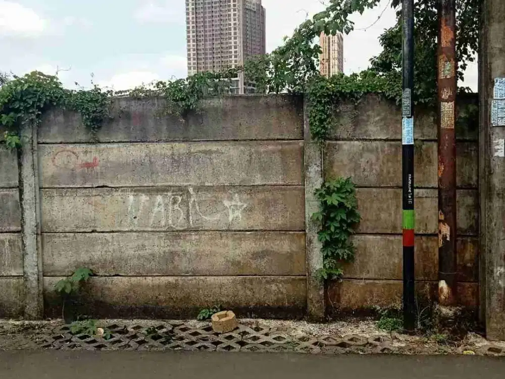 Tanah dijual Luas 781 m² | Harga hanya 9 Juta/m² | Legalitas SHM di Bintaro sektor 9