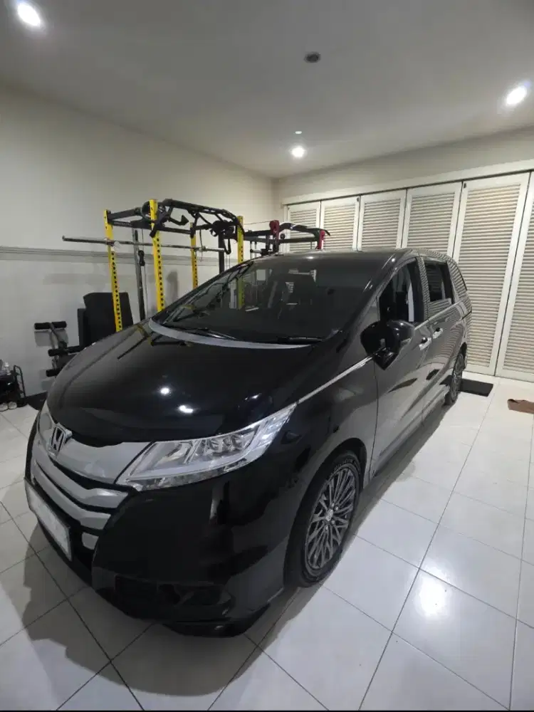 Honda odyssey 2014 kondisi terbaik