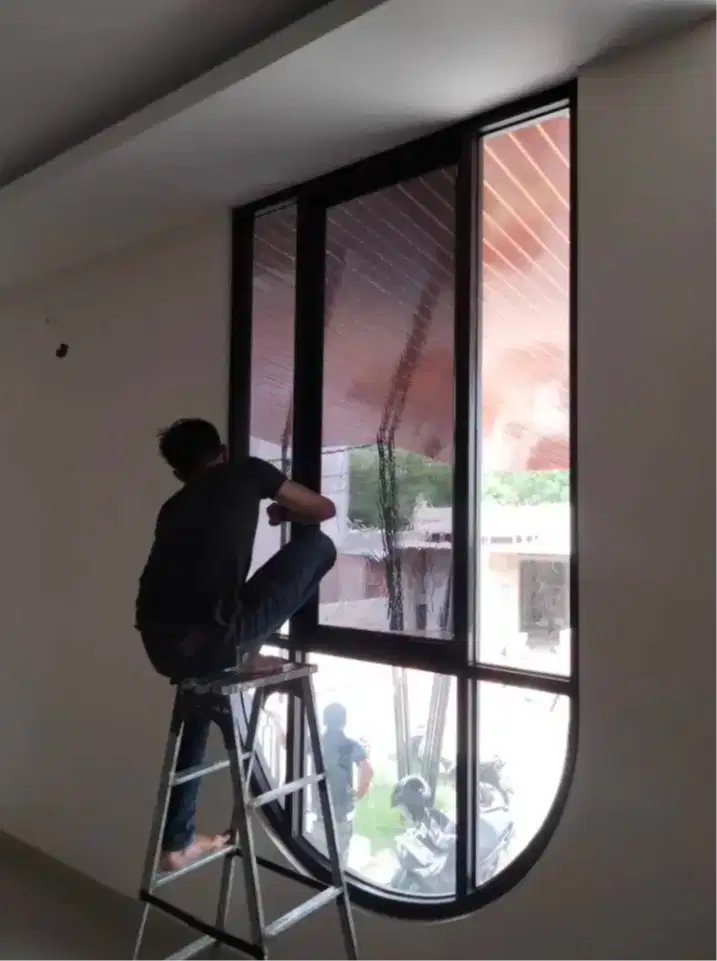 Kaca film rumah kacafilm kantor toko kios ruko anti silau matahari