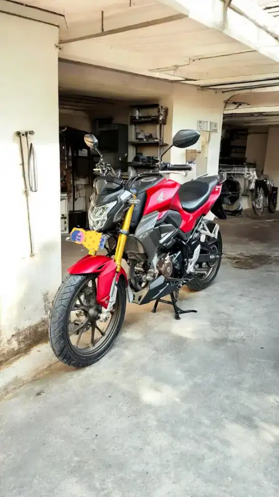 CB150R 2022 Mulus Terawat, Pajak Hidup, Plat L Surabaya