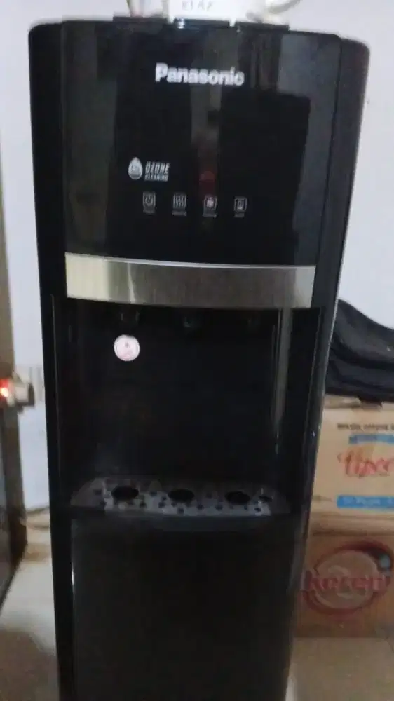 Dispenser Panasonic Panas, Dingin & Normal – Masih Bagus, Siap Pakai