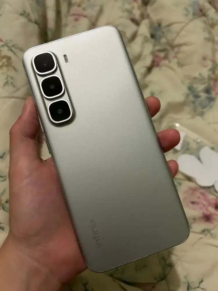 Infinix Hot 60 Pro Plus 8/256 Silver