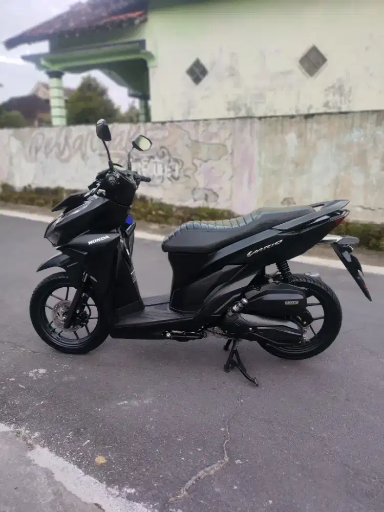 Vario 125 hitam dop mesin joss