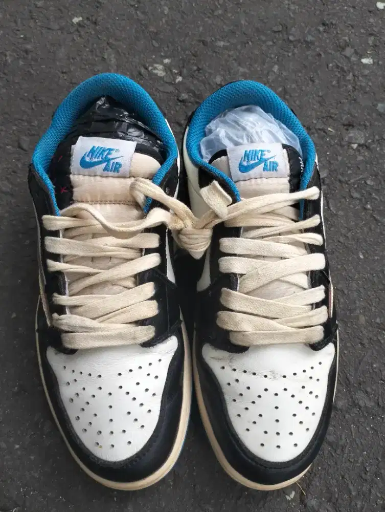 Nike Travis Scoot size 40 insole 25, 5 no box