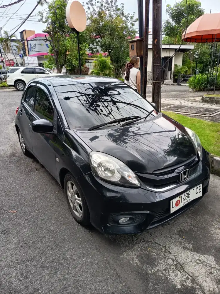 FS honda Brio satya 2017 km 87700. Warna hitam. Daleman l ori semua..