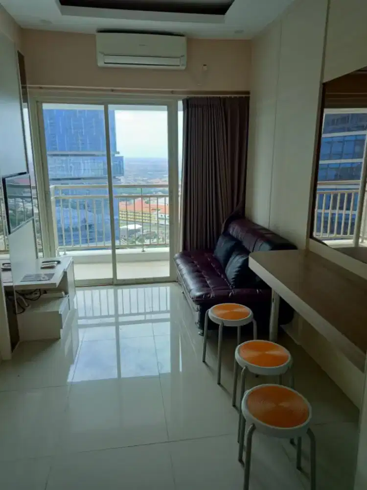 Disewakan Apartemen Tanglin 2 bedroom corner besar diatas pakuwon mall