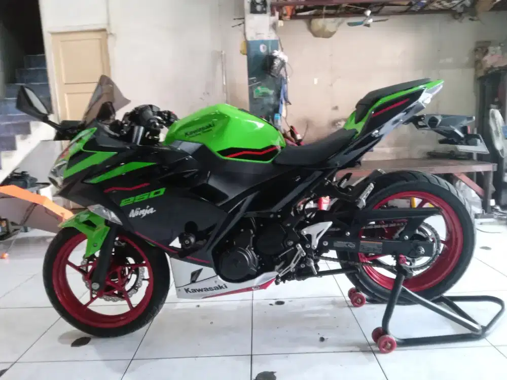 New ninja 250 fi KRT