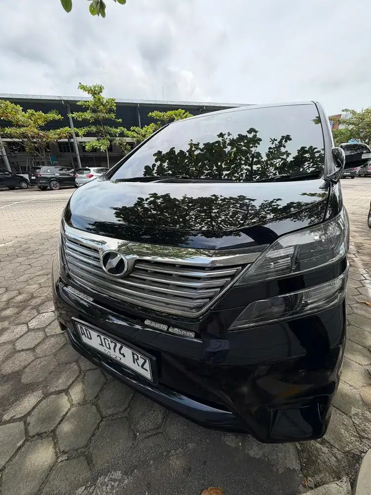 Jual Santai Toyota Vellfire 2010 type Z audioless