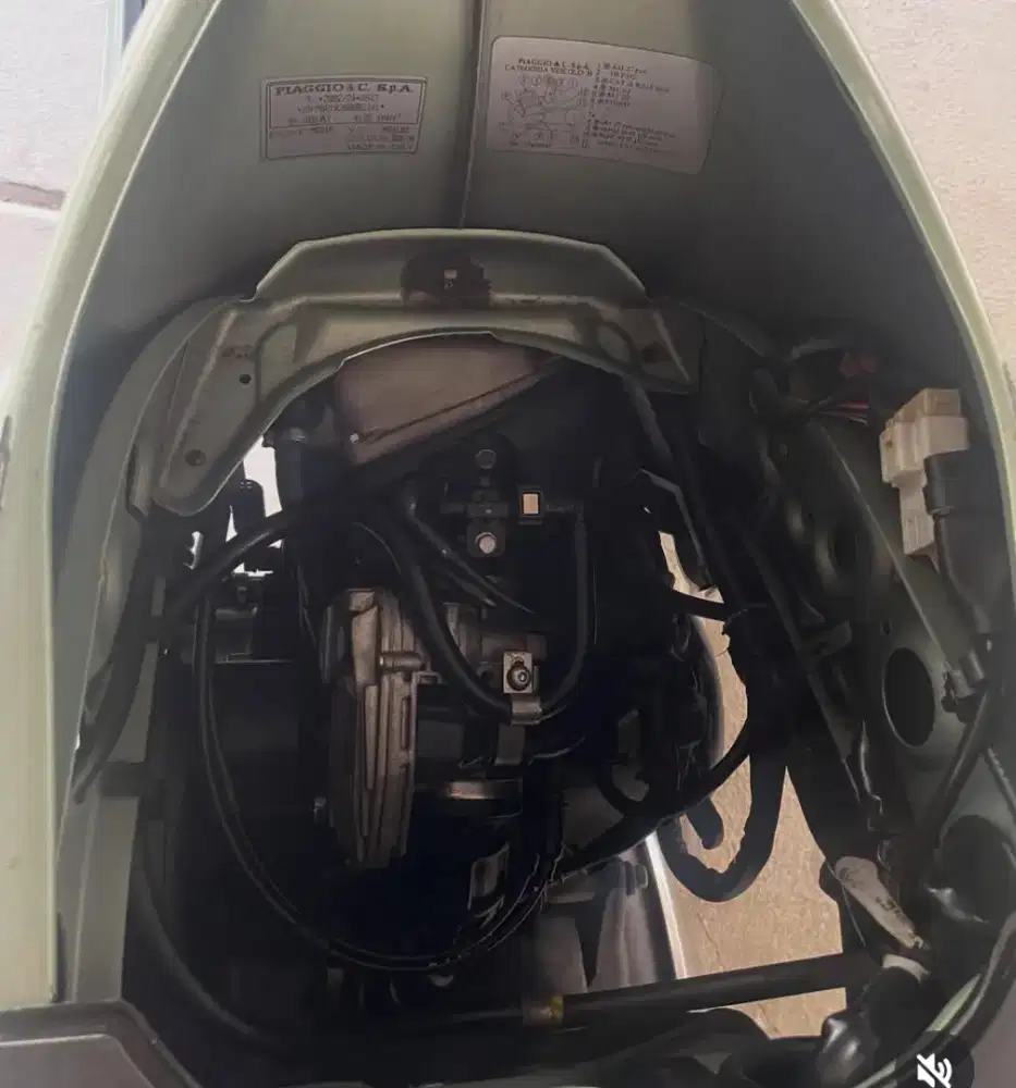 Jual LXV 125ie Italy 2011 - Rare unit