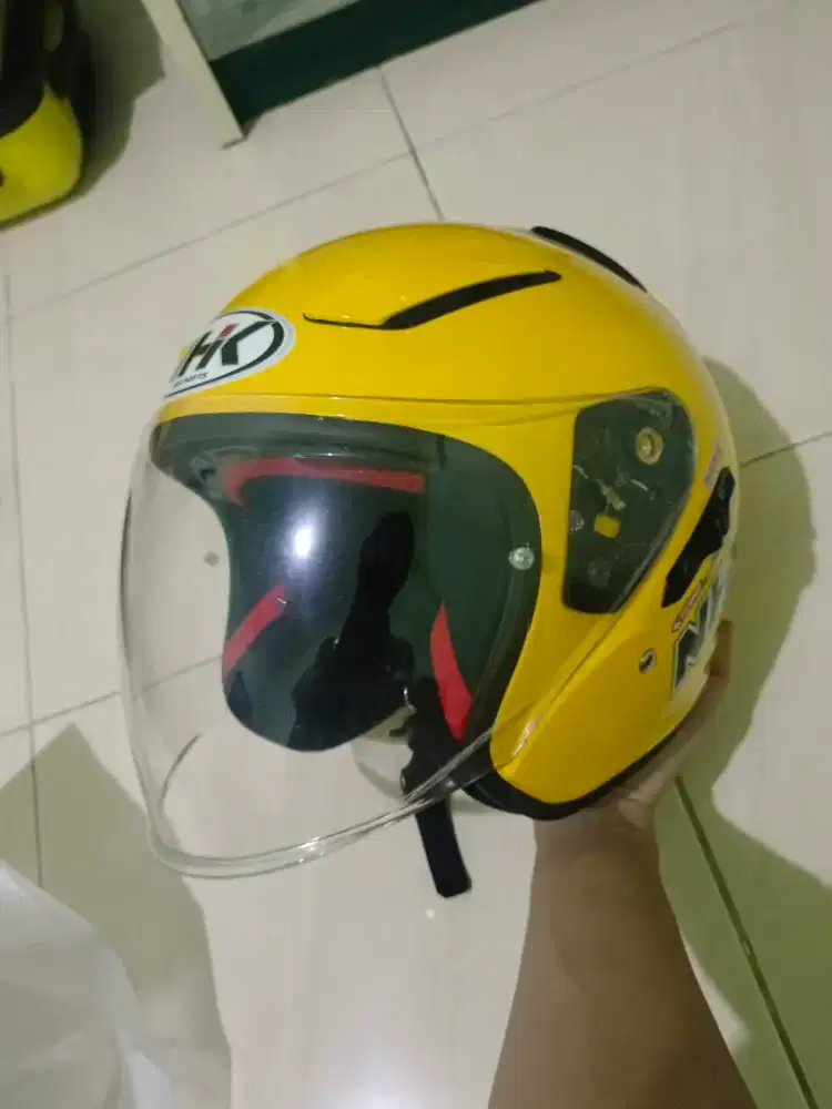 HELM NHK R1 SOLID