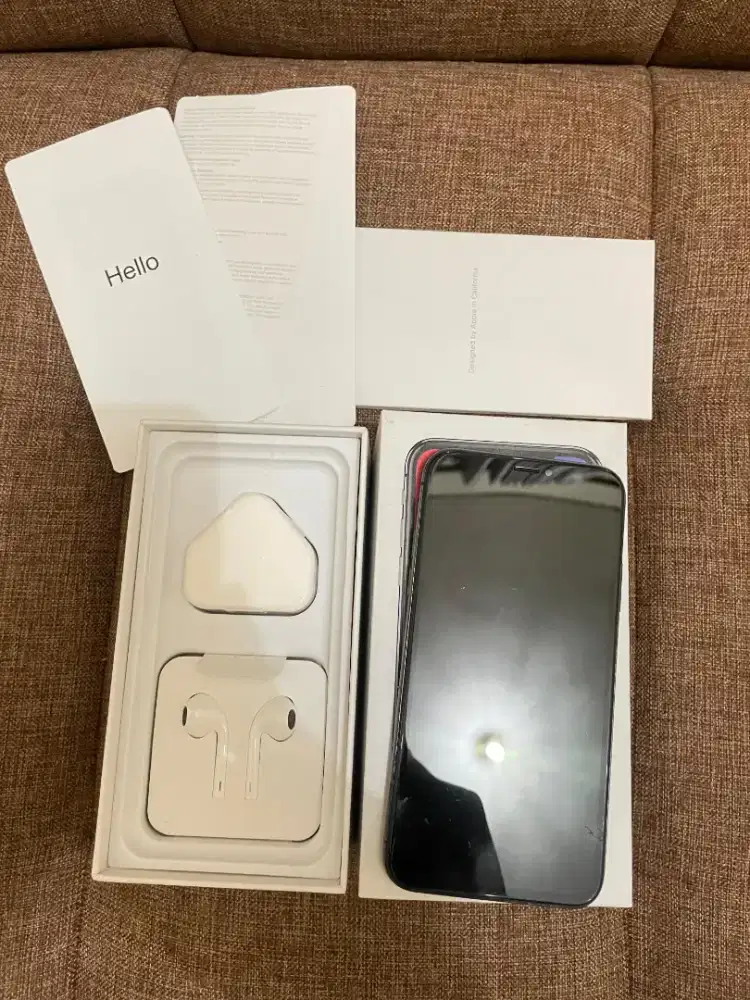 Iphone x 64 GB warna black