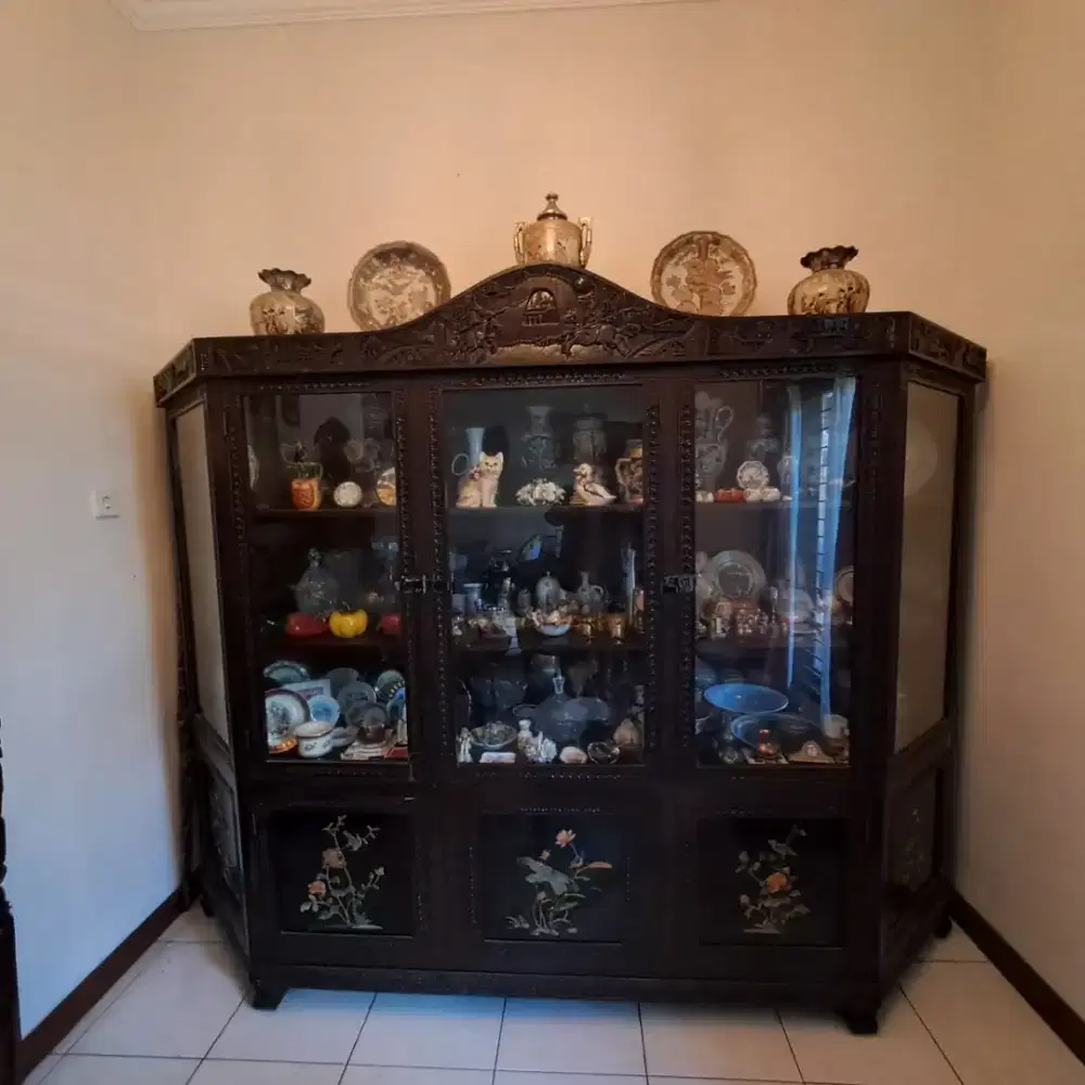 Lemari pajangan vintage Rosewood cina