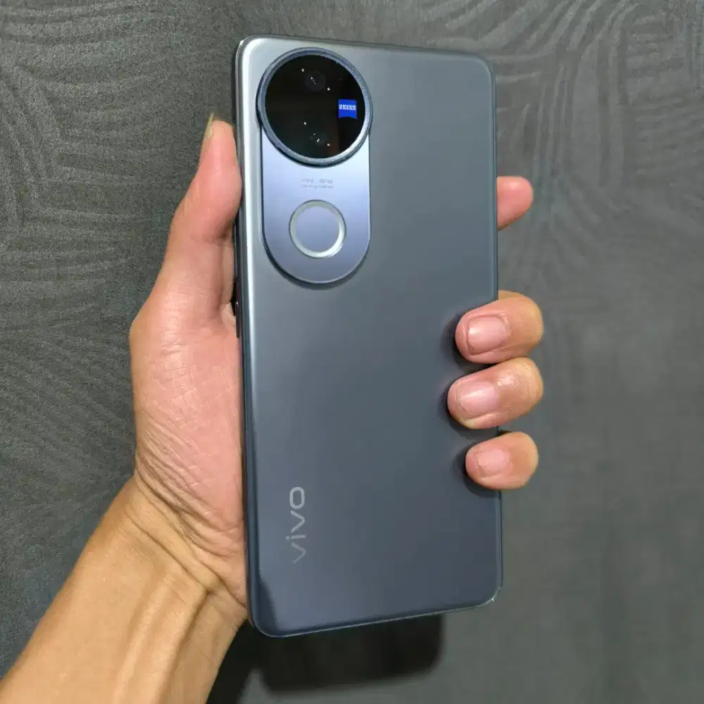 VIVO V50 5G RAM 12/256GB