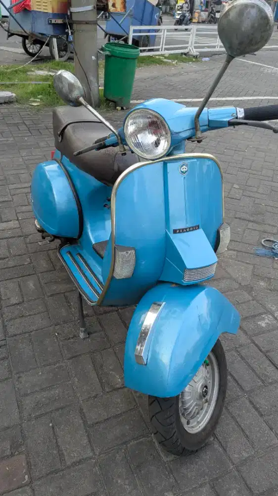 Vespa new px 1982