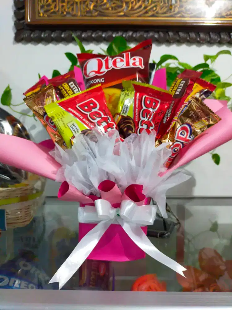 Tandamata Purworejo Bunga Papan, Bouquet, dan Hampers Murah