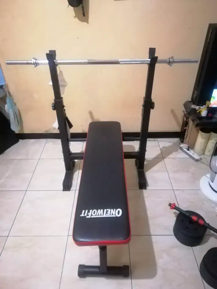 BENCH PRESS ALAT GYM FITNES