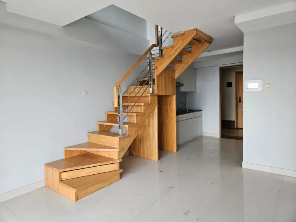 Apt kebon jeruk maqna residence 2 lantai loft design, akses tol dekat, akses jalan bebas banjir murah banget