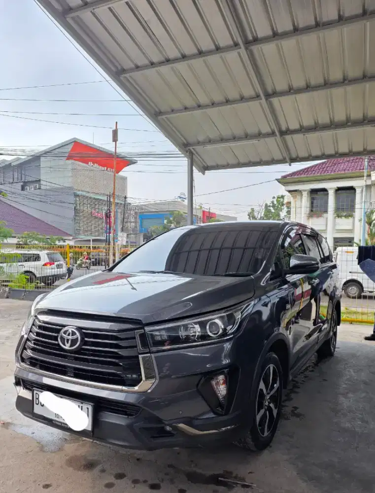 Innova Venturer 2.0 AT Bensin 2021