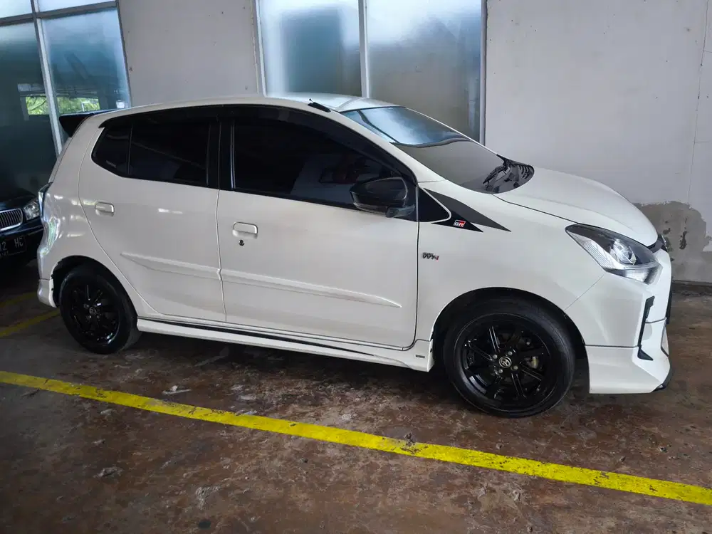 Toyota Agya GR 2023 Putih Manual