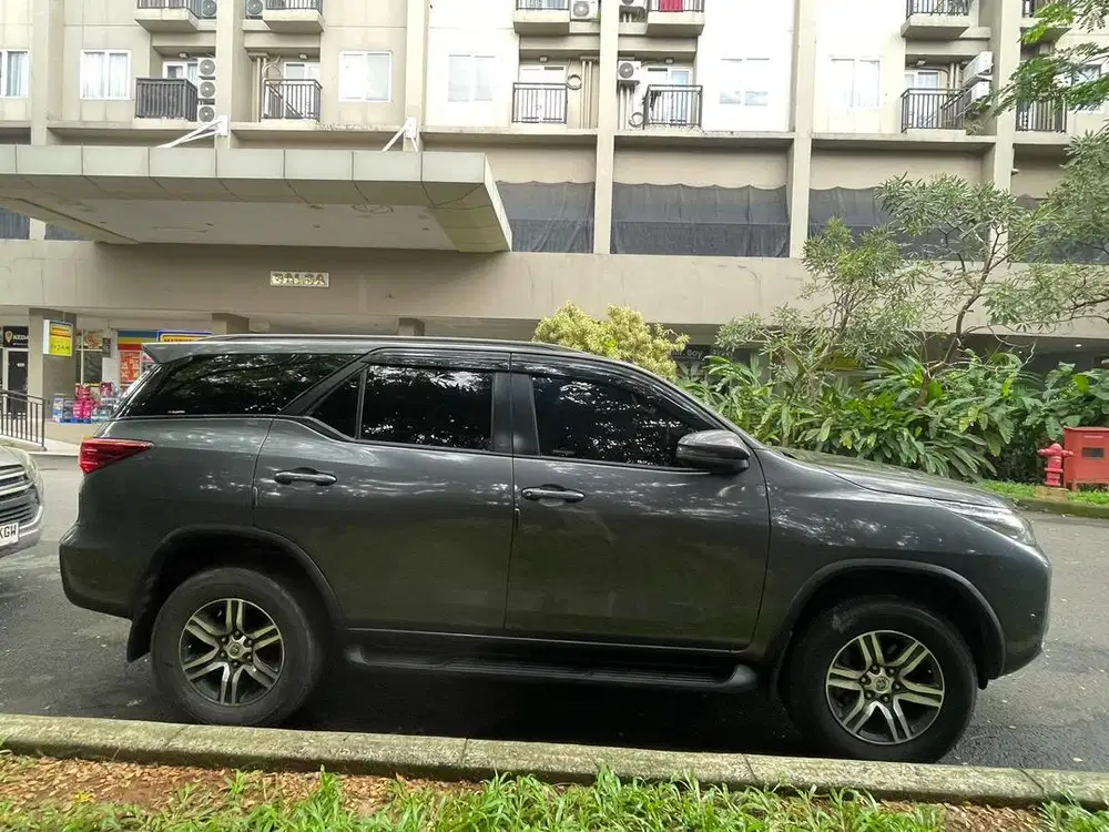 FOR SALE Toyota Fortuner 2018 Bensin