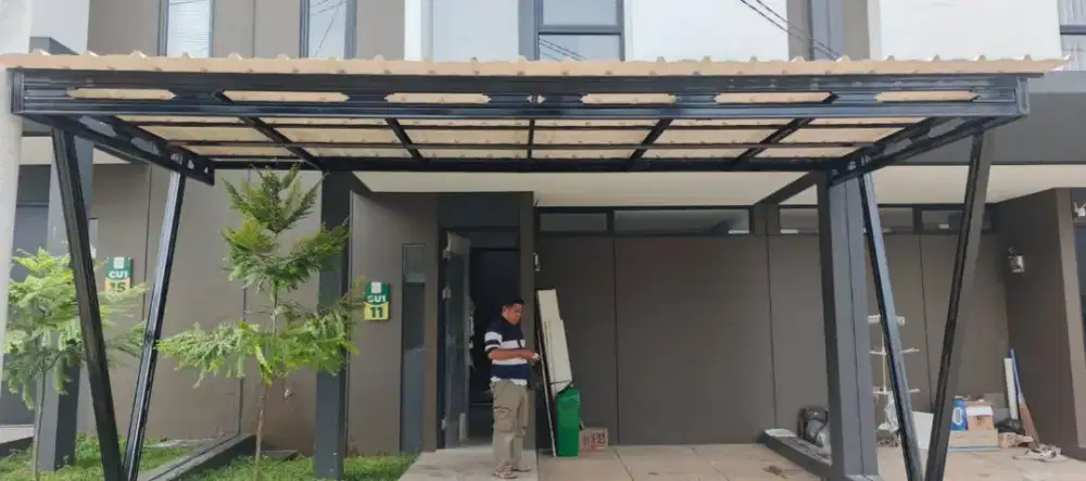 Instalasi kanopi baja ringan