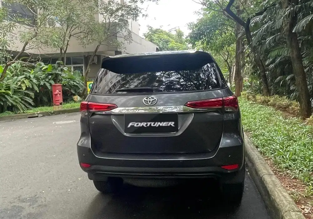 FOR SALE Toyota Fortuner 2018 Bensin