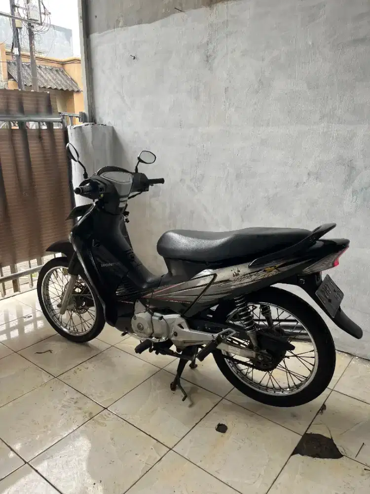 Dijual supra x 125 2006
