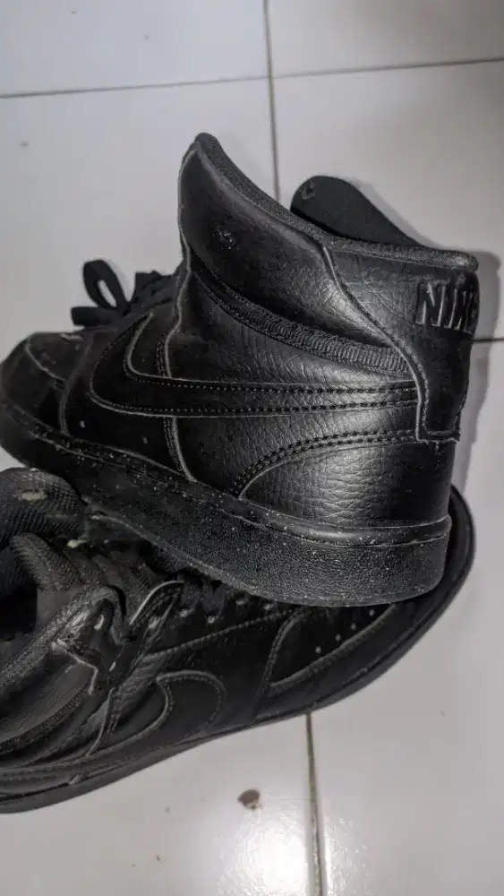 Sepatu Sneakers Nike Court Vision Mid Next Nature All Black