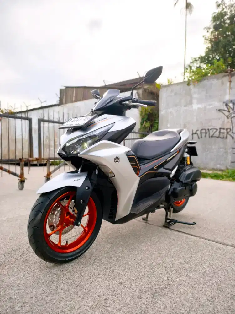 Yamaha Aerox S type ABS Silver Prestige 2024 Mulus