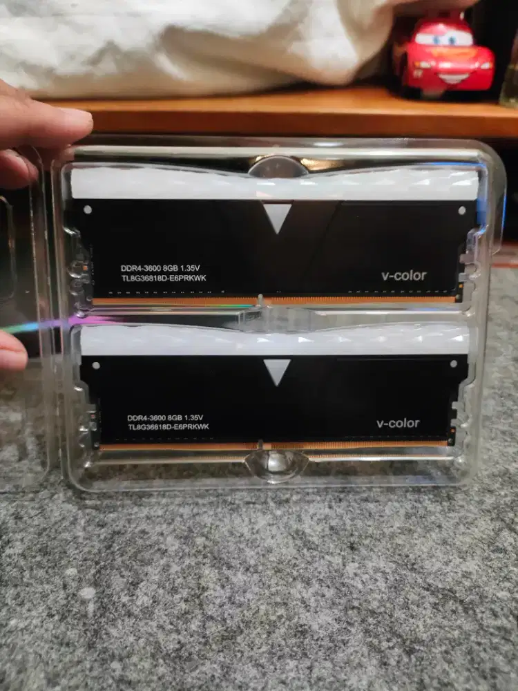 Ram V-Color Prism Pro 16GB (2x8GB) DDR4 3600Mhz