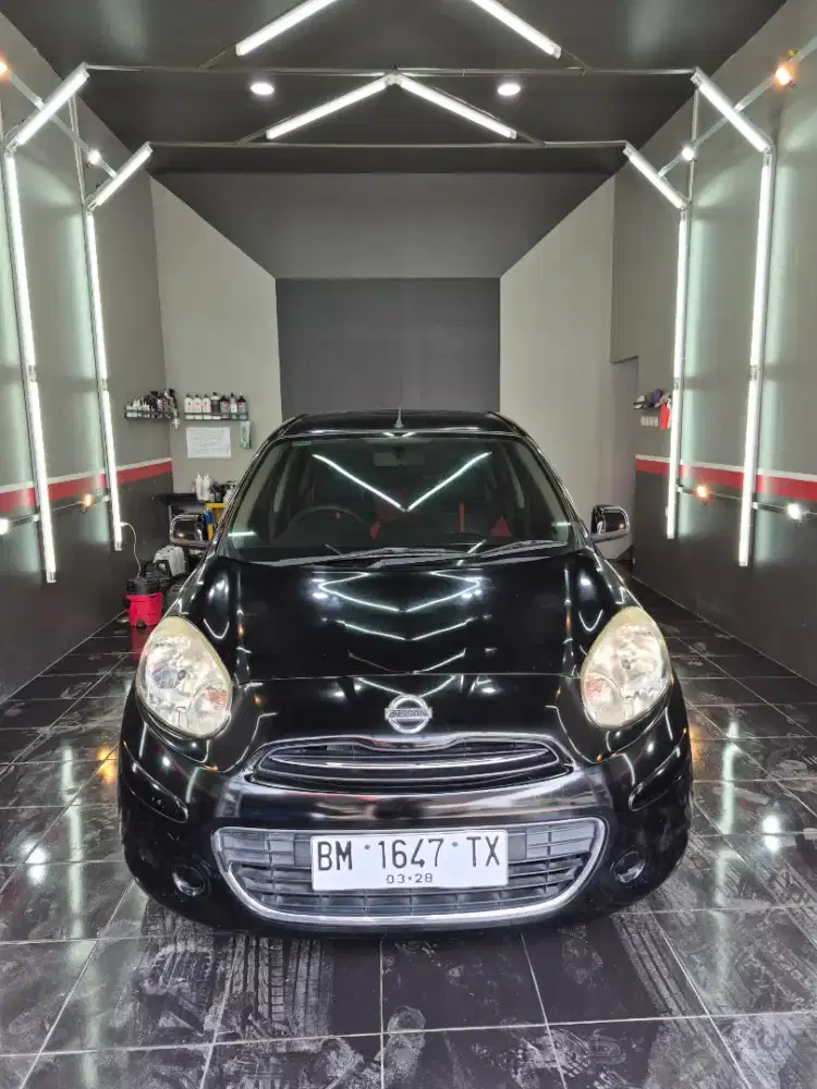 Nissan march matic 2013