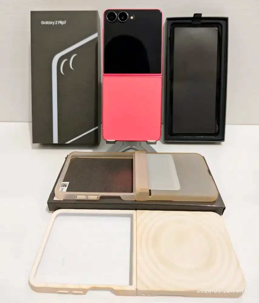 Samsung Z Flip 7 5G 12/256 Gb Likenew 100% Resmi On Okt 26 Bs TT/BT