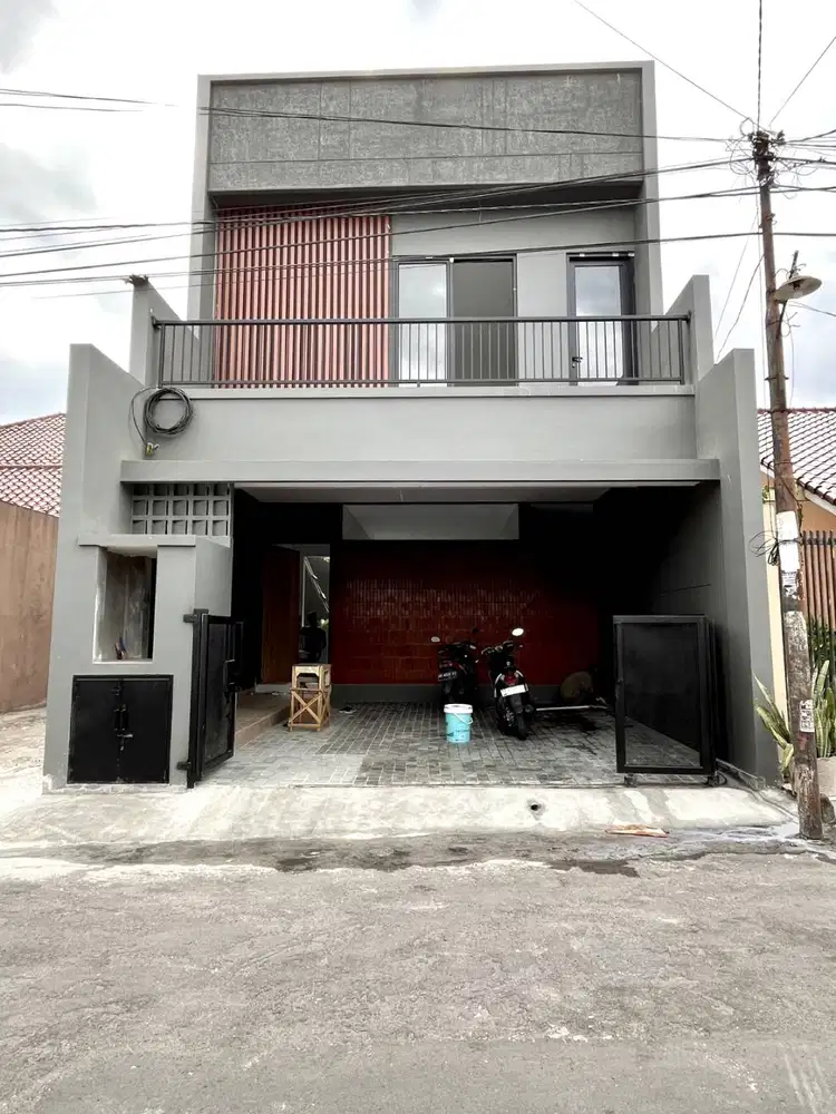 Rumah Baru Lokasi Strategis di Condongcatur