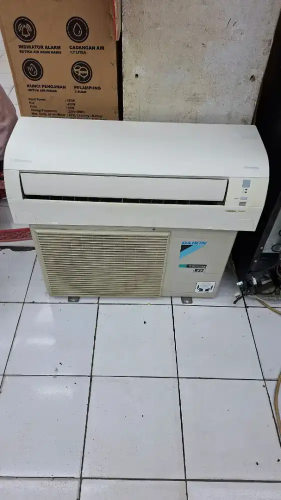 Ac daikin inverter 1/2pk
