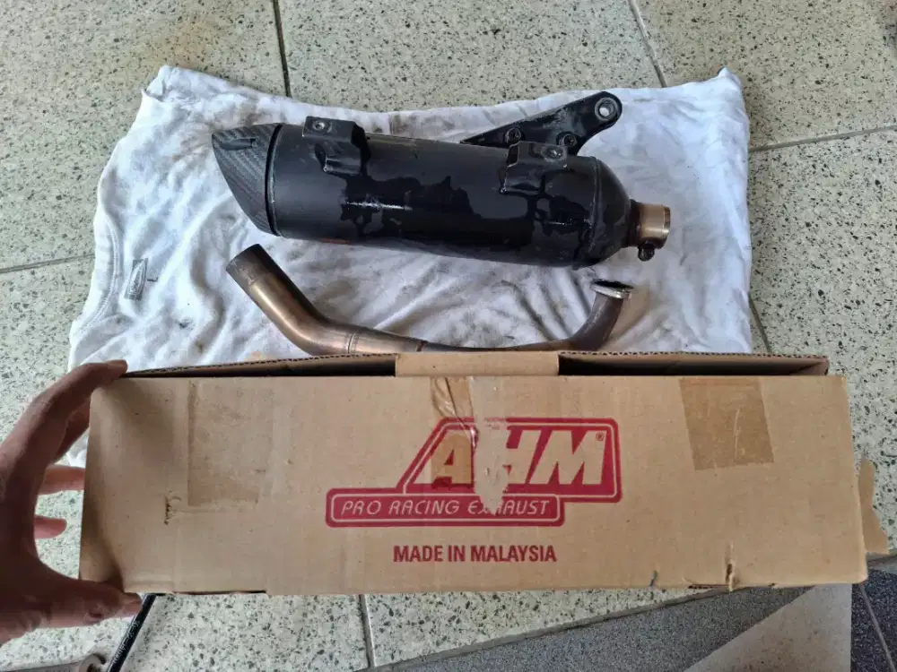KNALPOT AHM BEAT KARBU / VARIO 110 FI NON ESP (STATER KASAR)