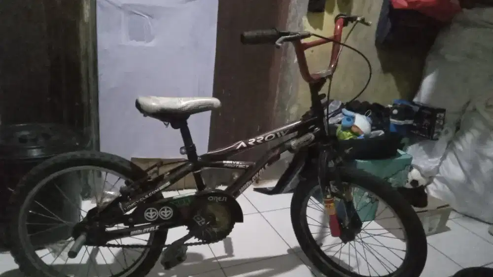Bismillah mau jual sepeda wim cycle original ukuran 18