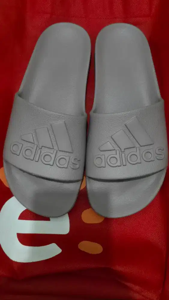 Sandal Adidas Adilette Aqua (42)