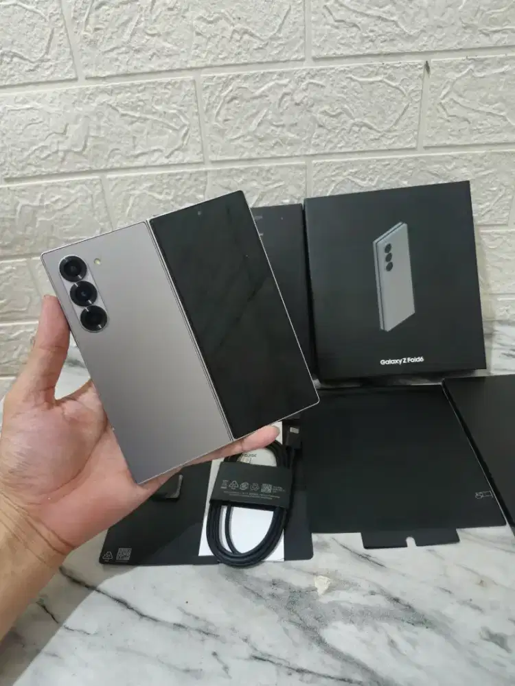 Samsung Zfold 6 Fold 6 512gb SEIN like new full ori