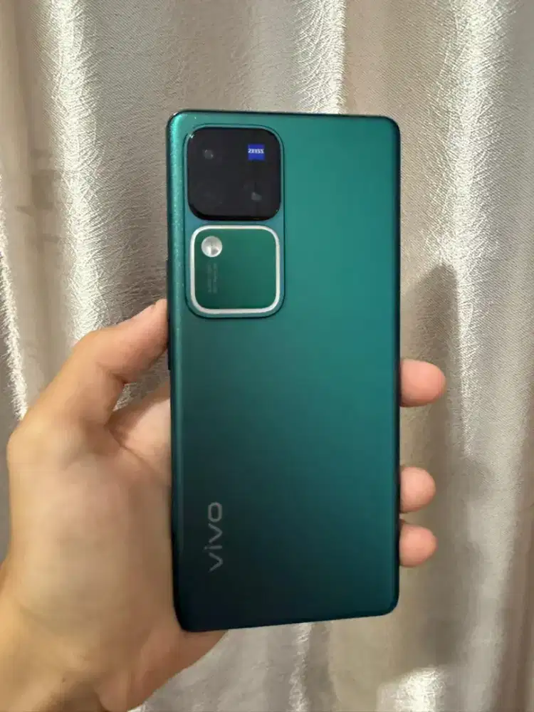 Vivo V30 Pro 5G (12/512)