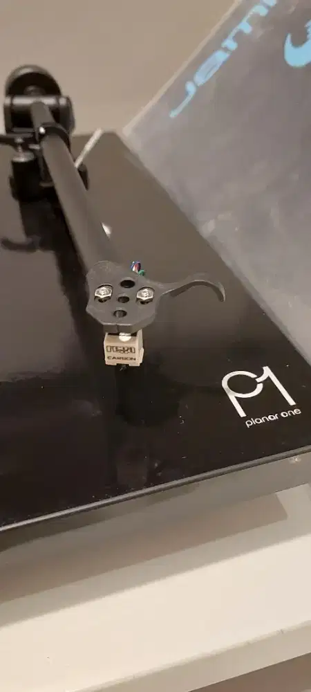 Turntable Rega Planar