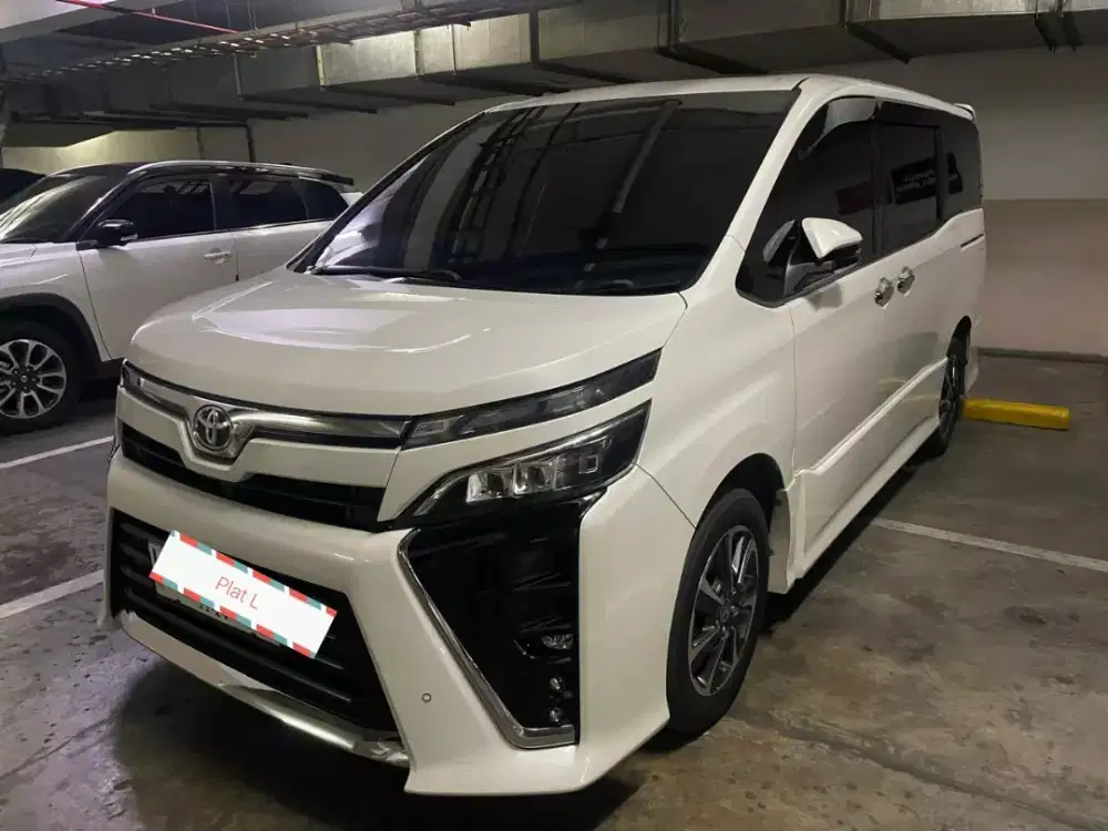 Voxy 2.0 2019 Automatic