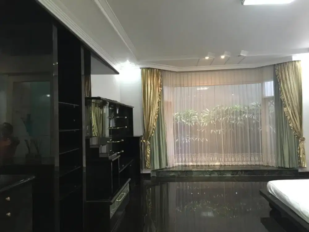 Dharmahusada Indah Timur Galaxy Mal