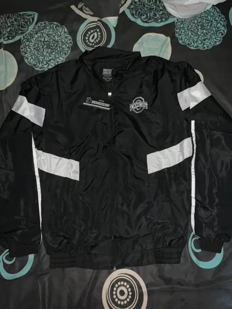 Jual Obral Jaket Parasut Pria Distro