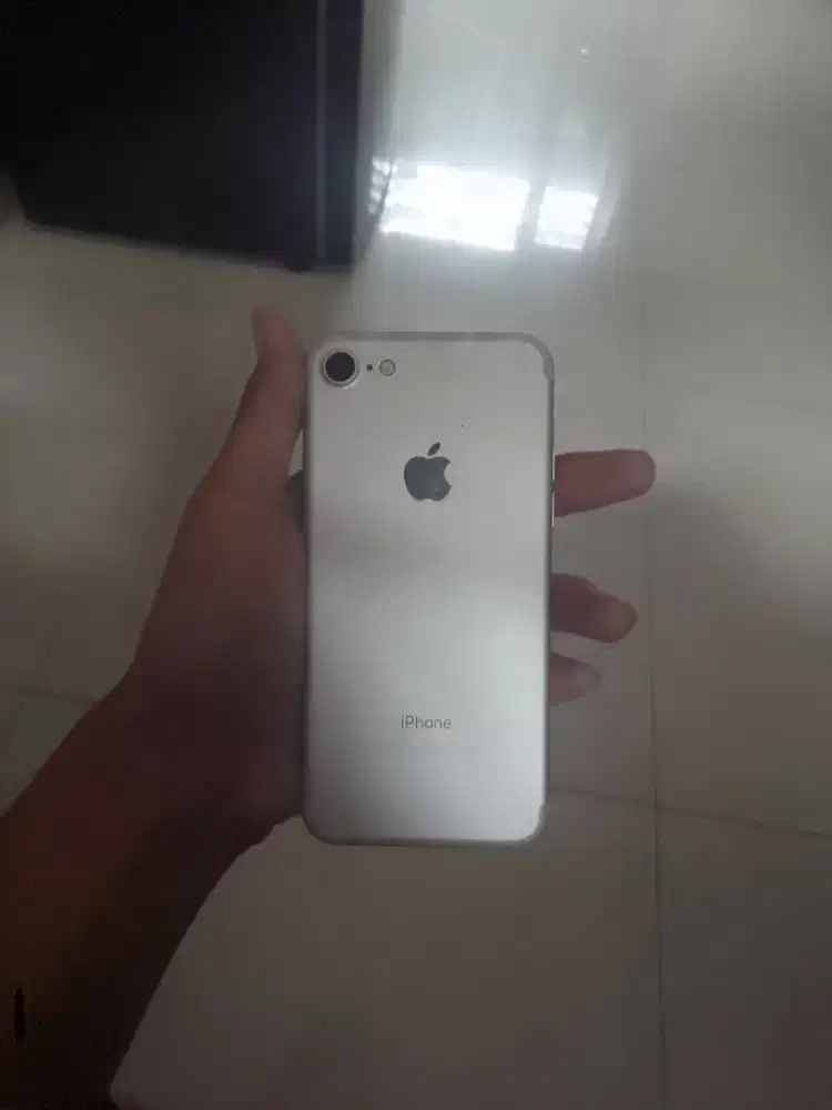 IPHONE 7 INTER 128GB