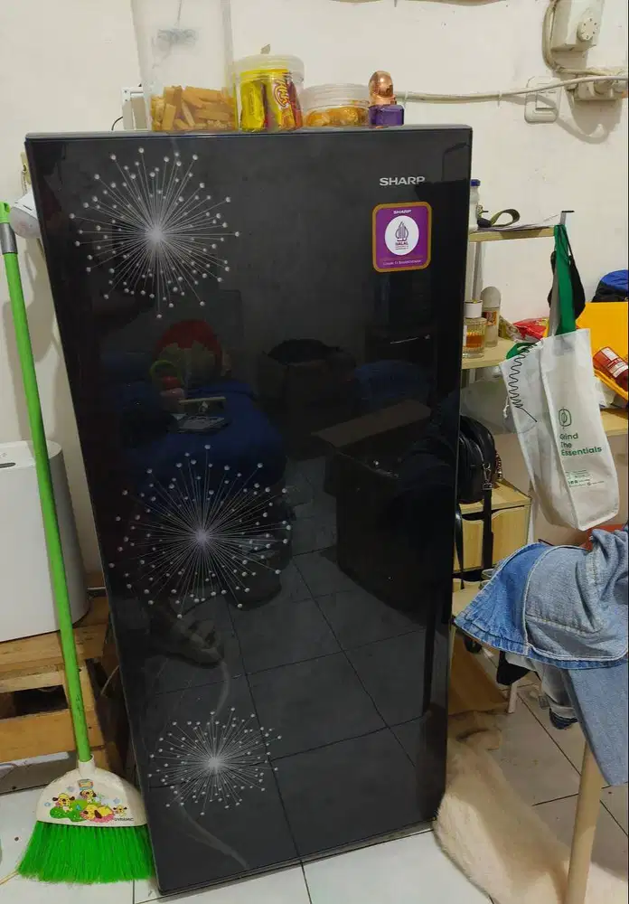 DIJUAL KULKAS SHARP SJ-X197 ( 1 PINTU ) MULUS 99% NEGO