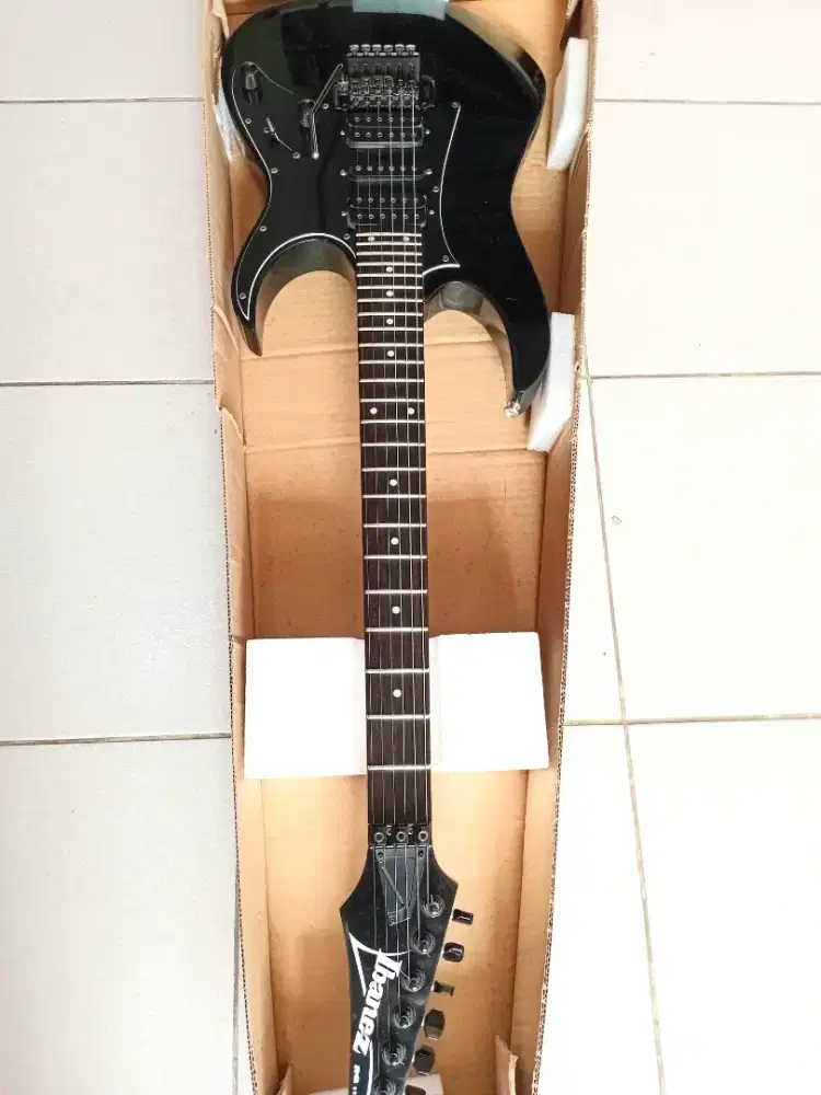 Gitar Listrik ibanez original RGtremolo