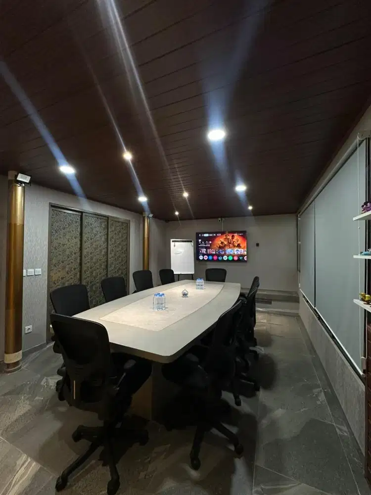 Sewa Ruang Meeting Murah 8-10 Orang | Mulai 275rb | Full Fasilitas