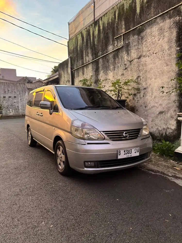 Nissan Serena 2005 Bensin