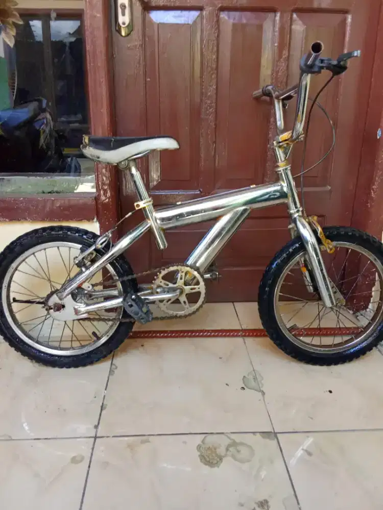 Speda bmx asli POLYGON awet uk 16